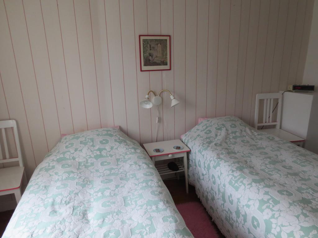 Sparrens Bed And Breakfast Fiskesa Camera foto